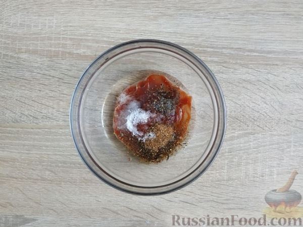 Скумбрия, запечённая в томатном маринаде