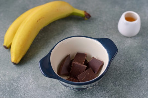 Жареные бананы в шоколаде